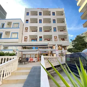 3* Szálloda Hotel Shqiponja
